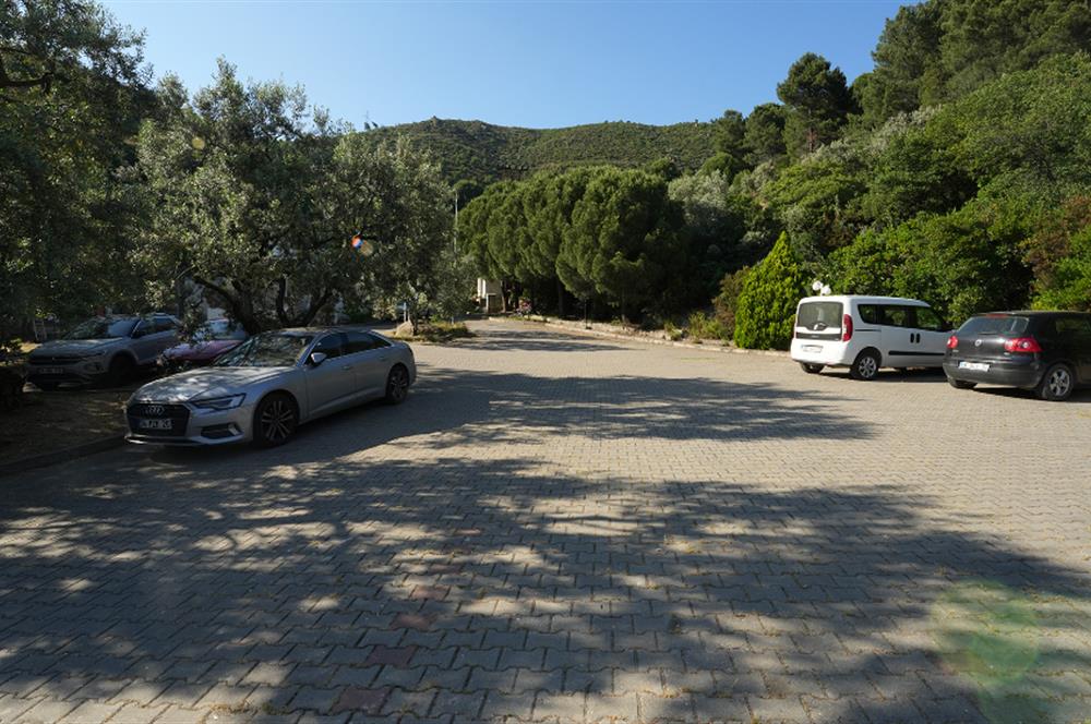 C21 Cius; Armutlu-Fıstıklı Site İçerisinde Denize Sıfır Villa