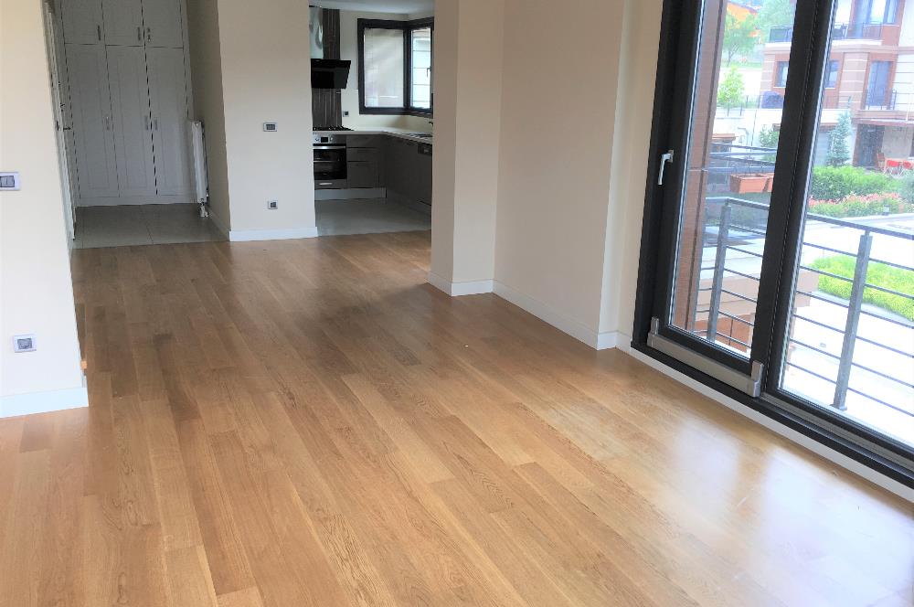 MERKEZ ZEKERİYAKÖY SİTESİ'NDE KİRALIK 2+1 ÇATI DUBLEKS DAİRE