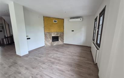  Zekeriyaköy Merkez'de Butik Sitede Kiralık Villa