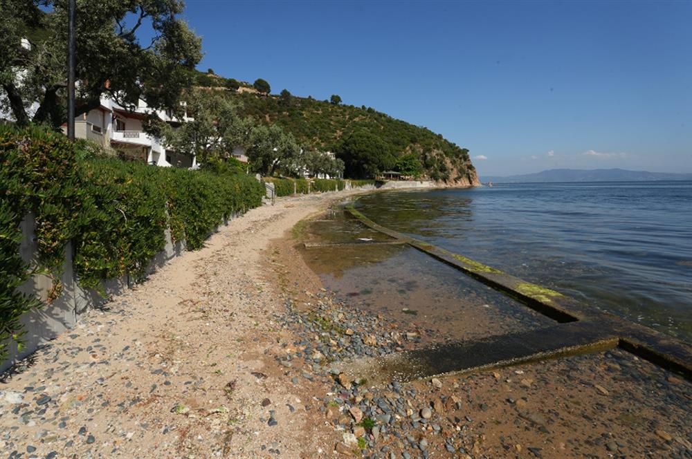 C21 Cius; Armutlu-Fıstıklı Site İçerisinde Denize Sıfır Villa
