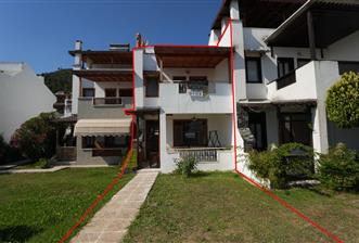 C21 Cius; Armutlu-Fıstıklı Site İçerisinde Denize Sıfır Villa - 3 - 34748