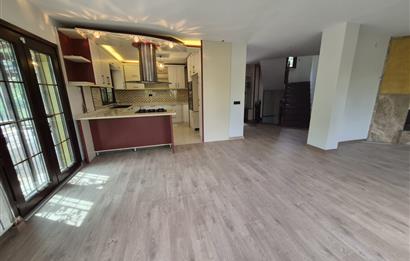  Zekeriyaköy Merkez'de Butik Sitede Kiralık Villa