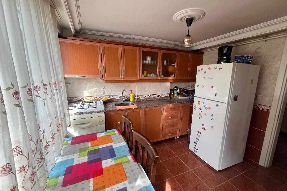 Üsküdar Cumhuriyet Mahallesinde Satılık 2+1 Aydınlık Daire