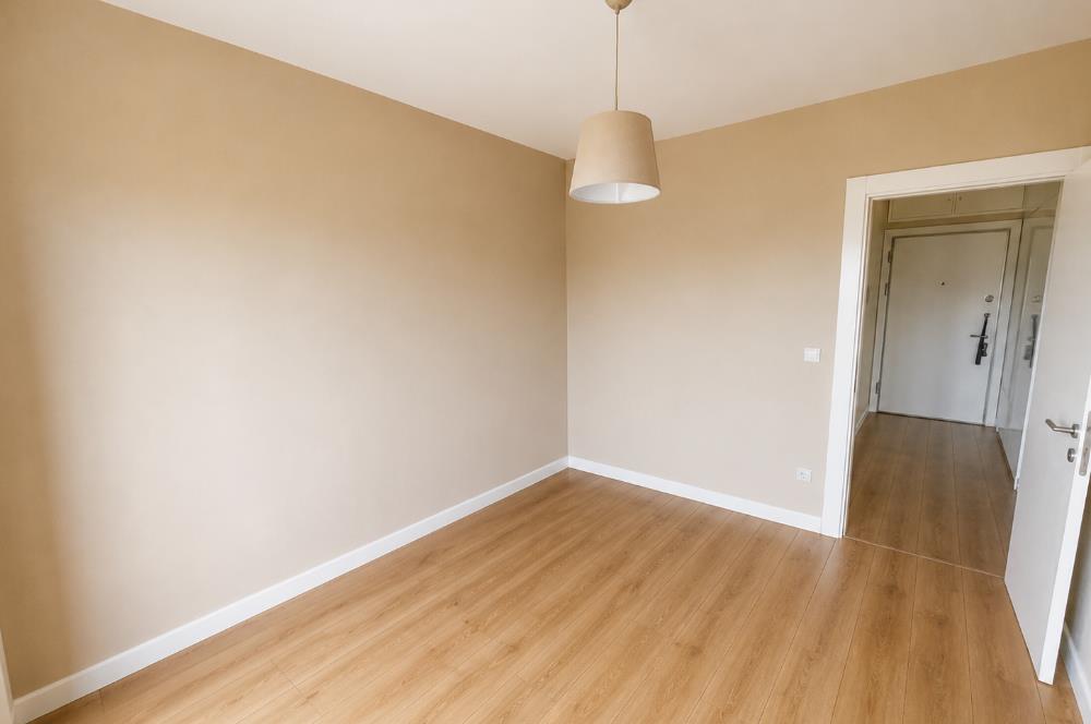 YENİŞEHİR MAJOR KURTKÖY SİTESİNDE ARA KAT BALKONLU 2+1 DAİRE