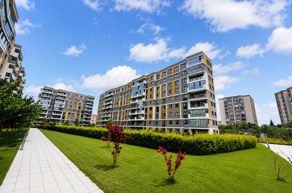 YENİŞEHİR MAJOR KURTKÖY SİTESİNDE ARA KAT BALKONLU 2+1 DAİRE