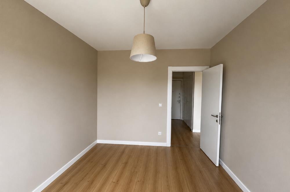 YENİŞEHİR MAJOR KURTKÖY SİTESİNDE ARA KAT BALKONLU 2+1 DAİRE