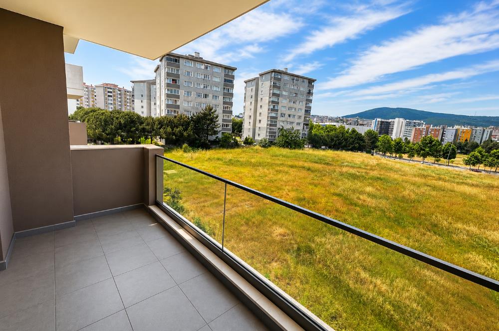 YENİŞEHİR MAJOR KURTKÖY SİTESİNDE ARA KAT BALKONLU 2+1 DAİRE