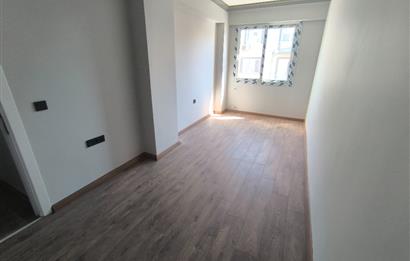 ÇİĞLİ BELEDİYESİ YAKINI 3+1 LÜKS SIFIR KİRALIK DAİRE
