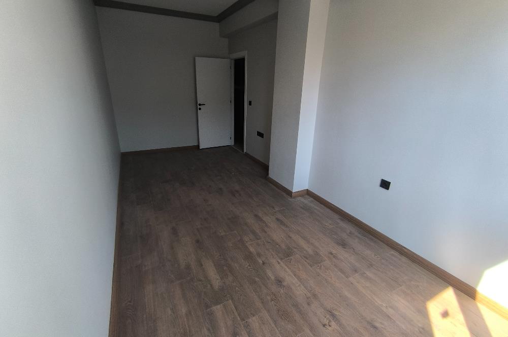 ÇİĞLİ BELEDİYESİ YAKINI 3+1 LÜKS SIFIR KİRALIK DAİRE