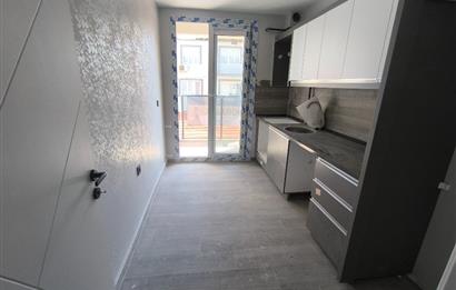 ÇİĞLİ BELEDİYESİ YAKINI 3+1 LÜKS SIFIR KİRALIK DAİRE
