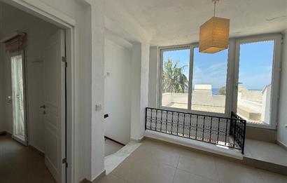 Bodrum Gümüşlükte Satılık Denize Yürüme Mesafesinde Deniz Manzaralı ve Müstakil Bahçeli 3+1 
