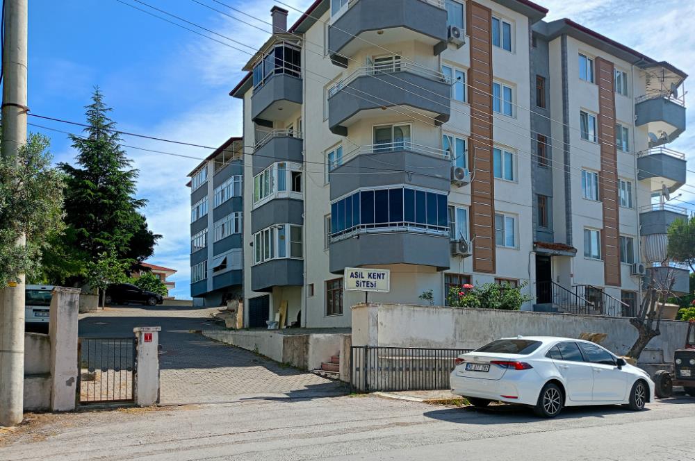 Toygar Okullar Bölgesinde Yenilenmiş, Geniş 3+1 Daire