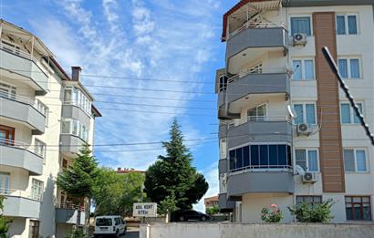 Toygar Okullar Bölgesinde Yenilenmiş, Geniş 3+1 Daire