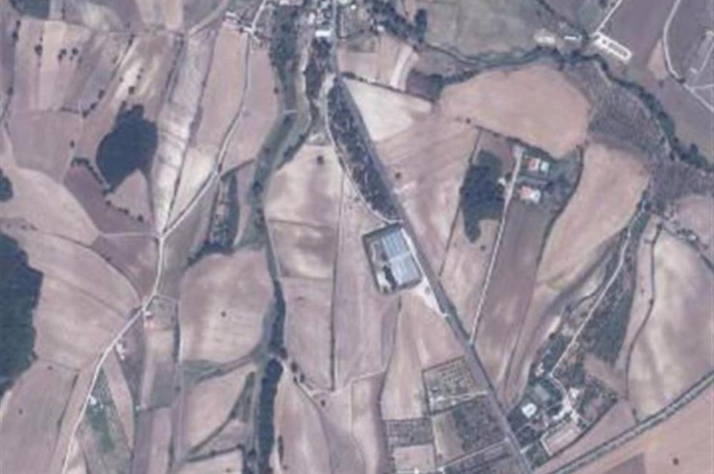 Çatalca'nın Gelişen Bölgesinde Satılık 1.070 m² hisseli Tarla