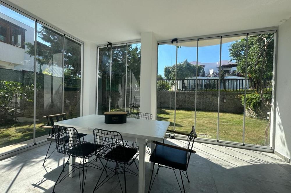 Yalıkavak Marina' da Havuzlu Sitede Eşyalı 2+2 Bahçe Katı Kiralık Daire