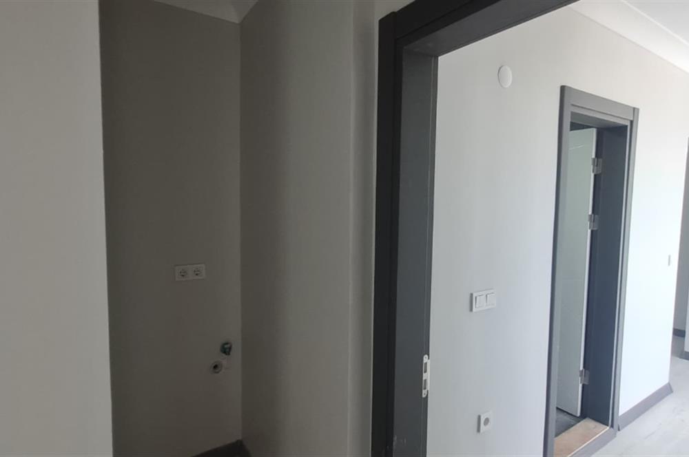 Başiskele Kullar'da, Deniz Manzaralı 3+1 Eğimsiz Dubleks