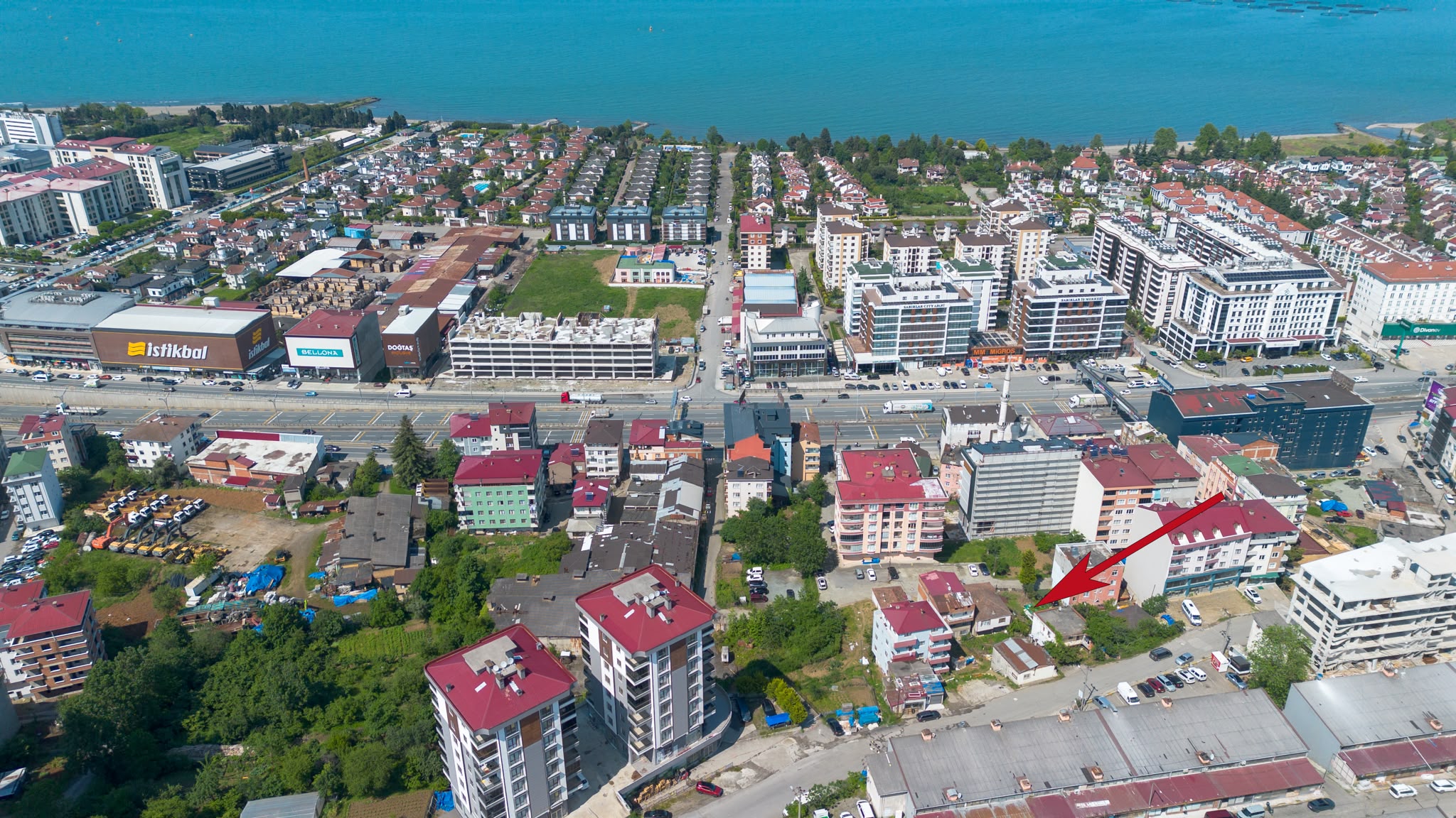 MERKEZİ KONUMDA TİCARİ + KONUT İMARLI SATILIK ARSA !!!