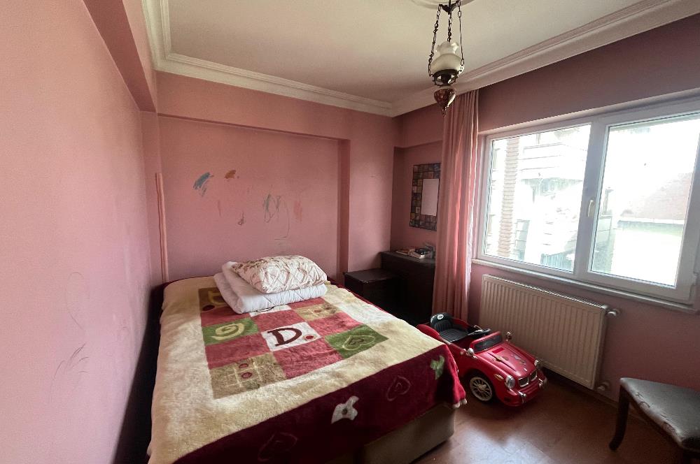 Üsküdar Cumhuriyet Mahallesinde Satılık 2+1 Aydınlık Daire