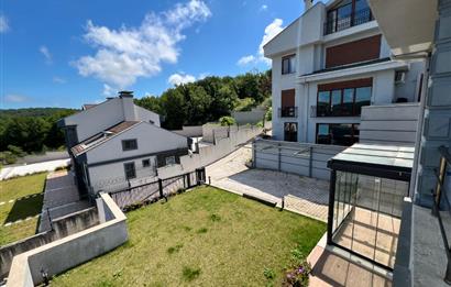 Uskumruköy 1. Cadde'ye Yakın Butik Sitede Satılık Müstakil Villa 