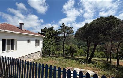 GÜMÜŞDERE'DE 3 DÖNÜM İÇİNDE ÇİFTLİK EVİ