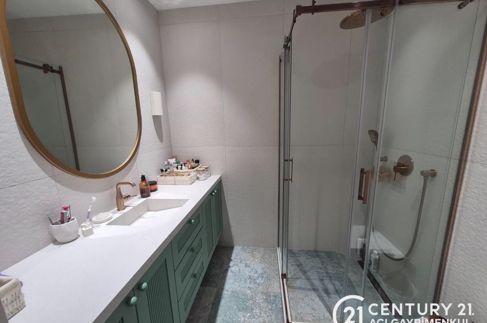Uskumruköy Nezih Sitede Dekorasyonlu Kiralık Bahçe Dubleks