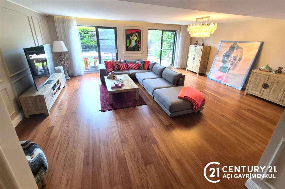 Uskumruköy Nezih Sitede Dekorasyonlu Kiralık Bahçe Dubleks