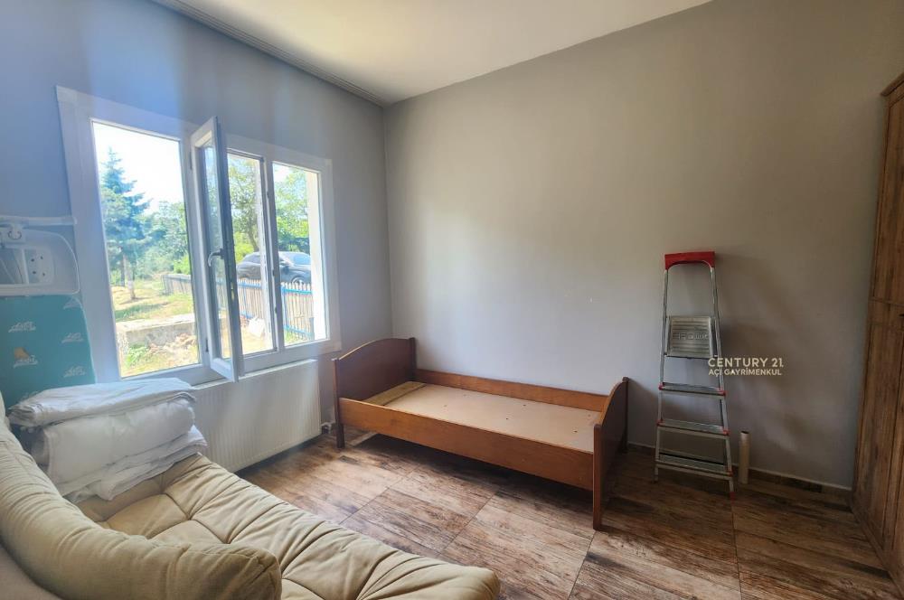 GÜMÜŞDERE'DE 3 DÖNÜM İÇİNDE ÇİFTLİK EVİ