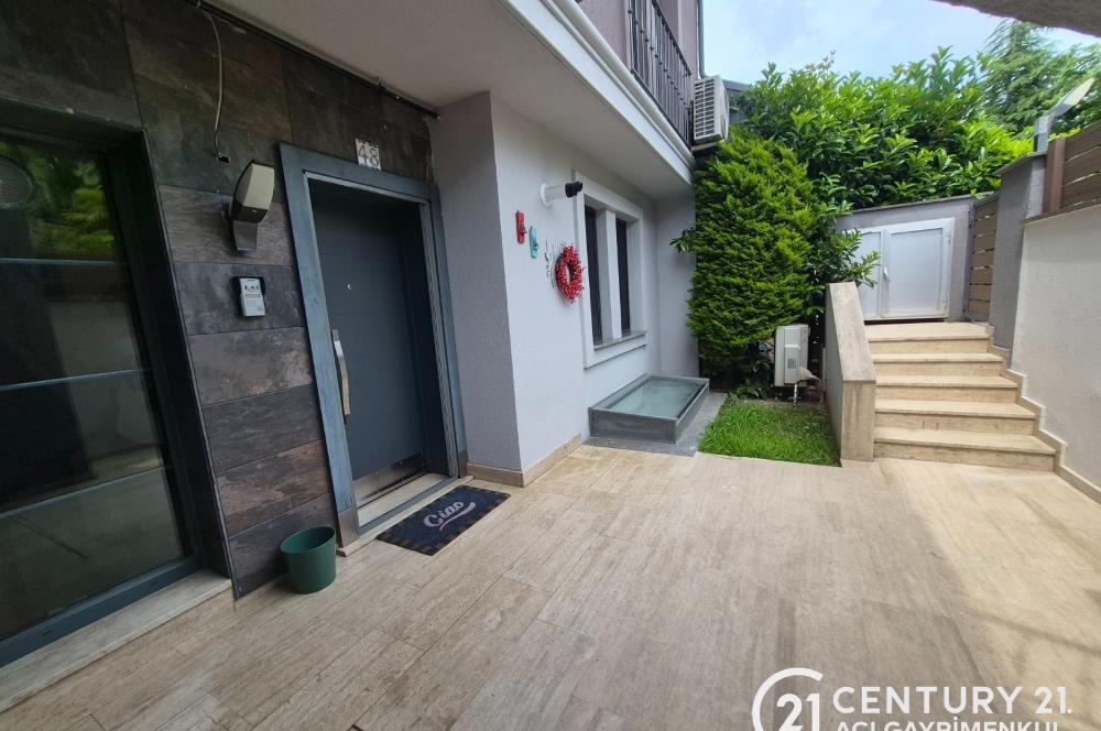 Uskumruköy Nezih Sitede Dekorasyonlu Kiralık Bahçe Dubleks
