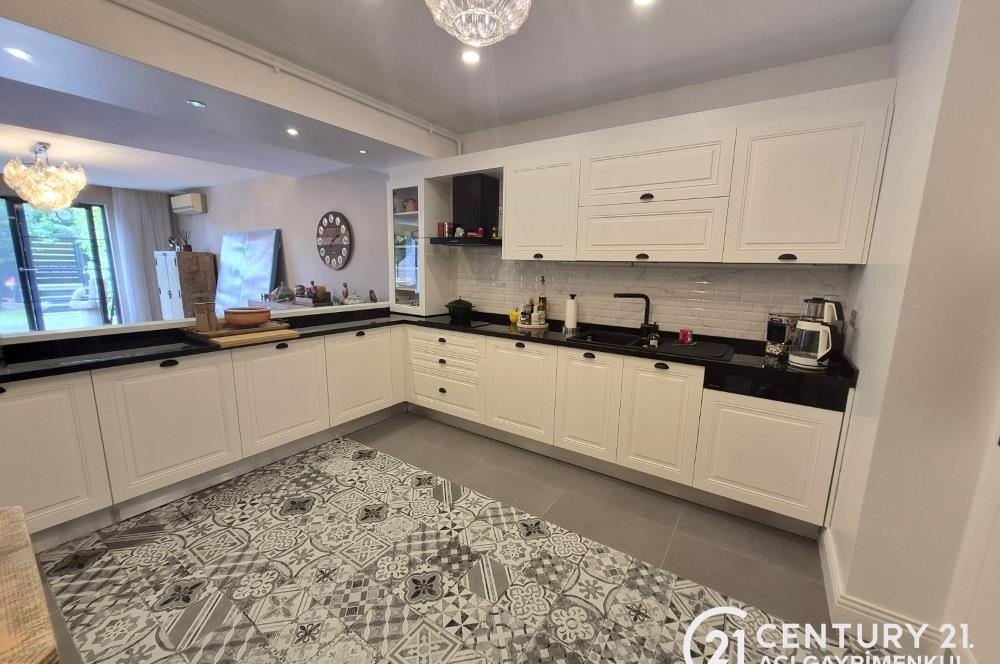 Uskumruköy Nezih Sitede Dekorasyonlu Kiralık Bahçe Dubleks