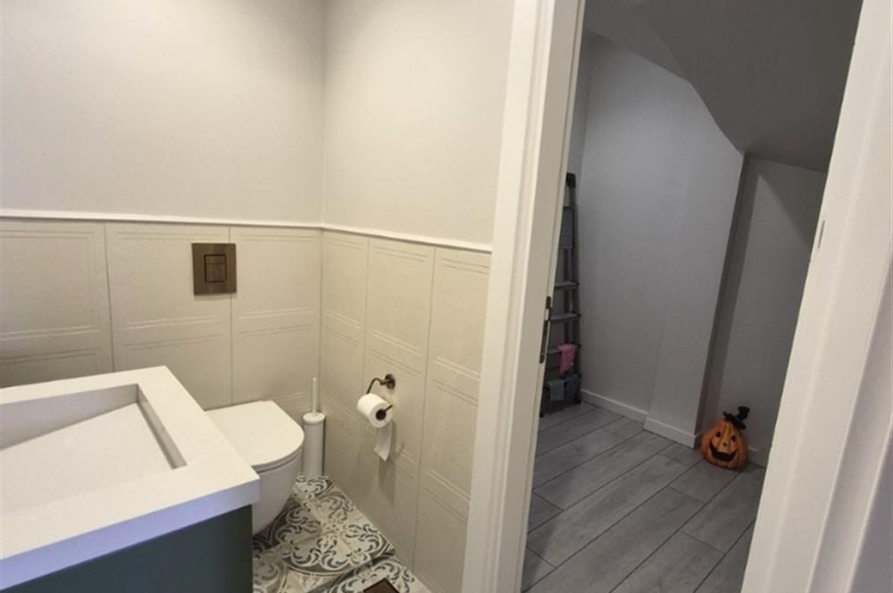 Uskumruköy Nezih Sitede Dekorasyonlu Kiralık Bahçe Dubleks