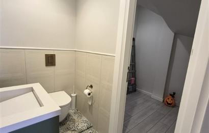 Uskumruköy Nezih Sitede Dekorasyonlu Kiralık Bahçe Dubleks
