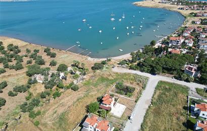 Cunda'da Denize 80 mt, Temeli Atılmış Villa Arsası