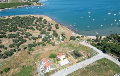 Cunda'da Denize 80 mt, Temeli Atılmış Villa Arsası