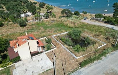 Cunda'da Denize 80 mt, Temeli Atılmış Villa Arsası