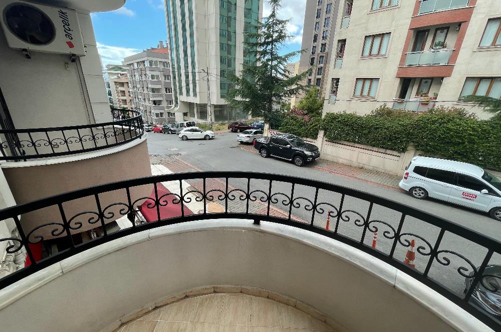 Ümraniye Tatlısu Ertuğrul Gazi Sokak Satılık Bakımlı 3+1