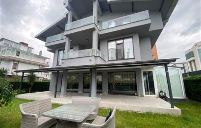 LÜKSÜN, KONFORUN VE PRESTİJİN BULUŞTUĞU ÖZEL DİZAYN EDİLMİŞ VİLLA 