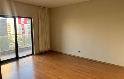 KİPTAŞ YEŞİLCE 2+1 KAPALI MUTFAKLI BALKONLU ARA KAT