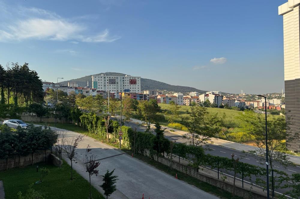 KİPTAŞ YEŞİLCE 2+1 KAPALI MUTFAKLI BALKONLU ARA KAT