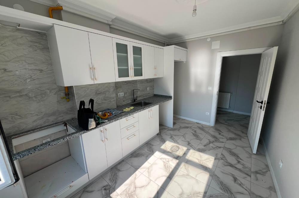 CENTURY21 UZMAN DAN YOMRA MERKEZDE İÇİ SIFIR YAPILI 3+1