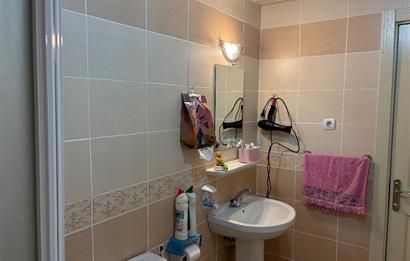 Eymir Mahallesi Sevgi Çiçeği Sitesi C2-49 Blokta Satılık Daire