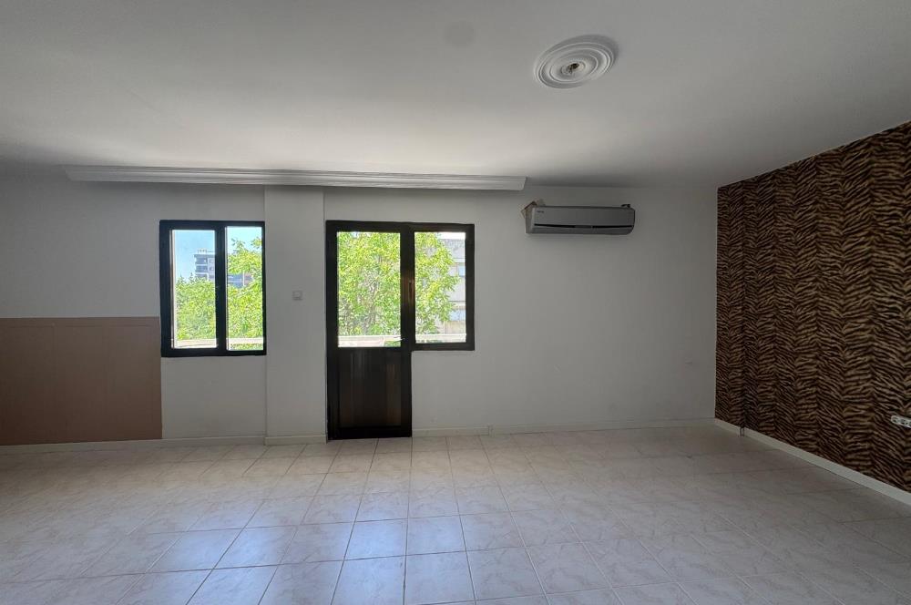 Karşıyaka Demirköprü'de Merkezi Konumda 2+1 Satılık Daire 
