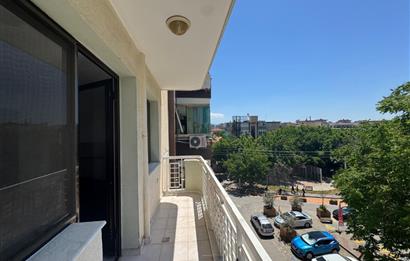Karşıyaka Demirköprü'de Merkezi Konumda 2+1 Satılık Daire 