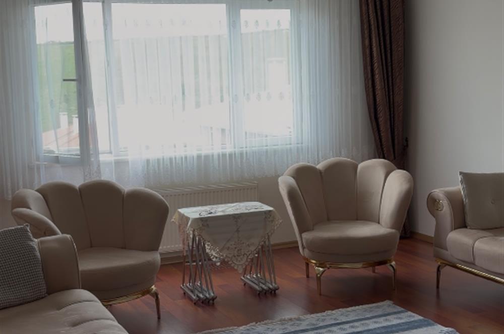 Eymir Mahallesi Sevgi Çiçeği Sitesi C2-49 Blokta Satılık Daire
