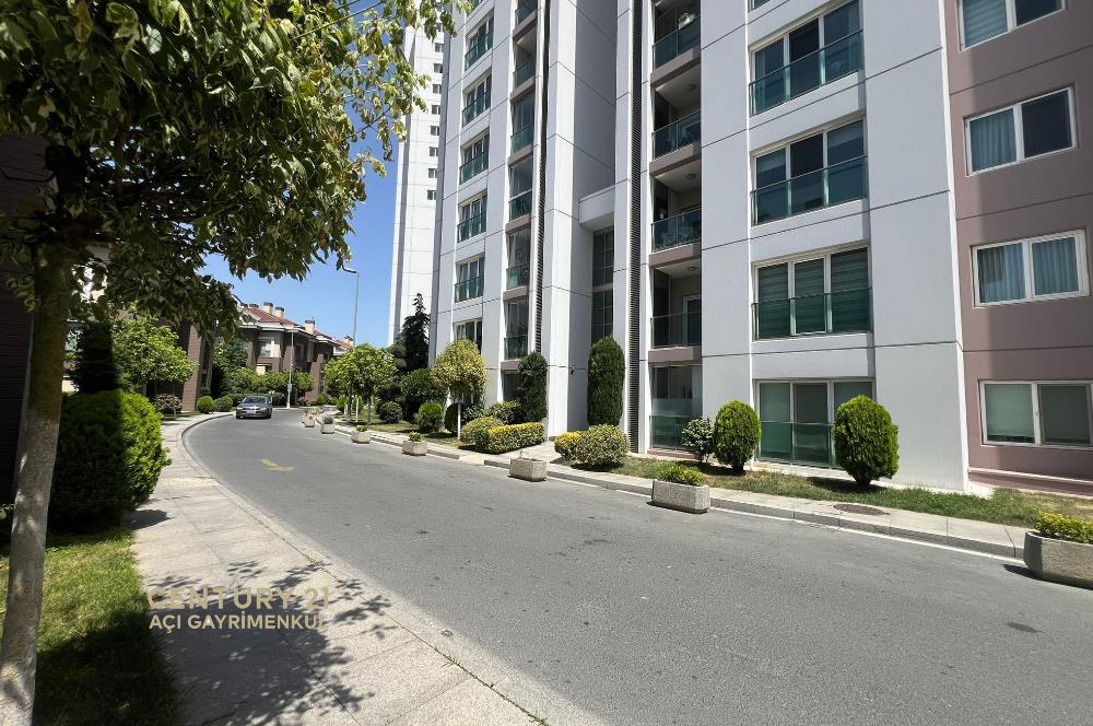 Finanskent Konutları'nda 2+1 Şehir Manzaralı Kiralık Daire