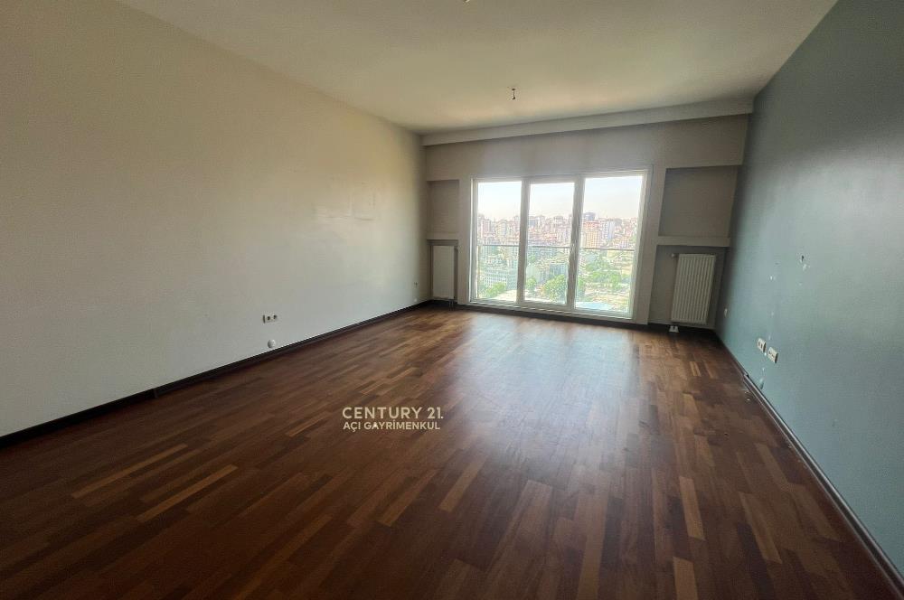 Finanskent Konutları'nda 2+1 Şehir Manzaralı Kiralık Daire