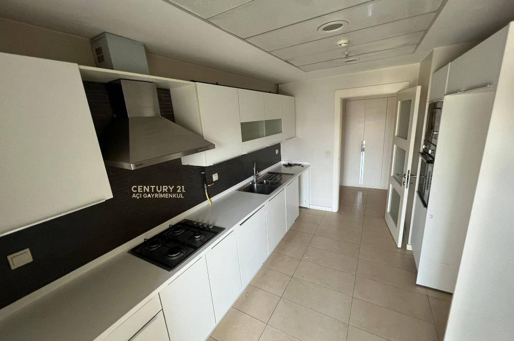 Finanskent Konutları'nda 2+1 Şehir Manzaralı Kiralık Daire