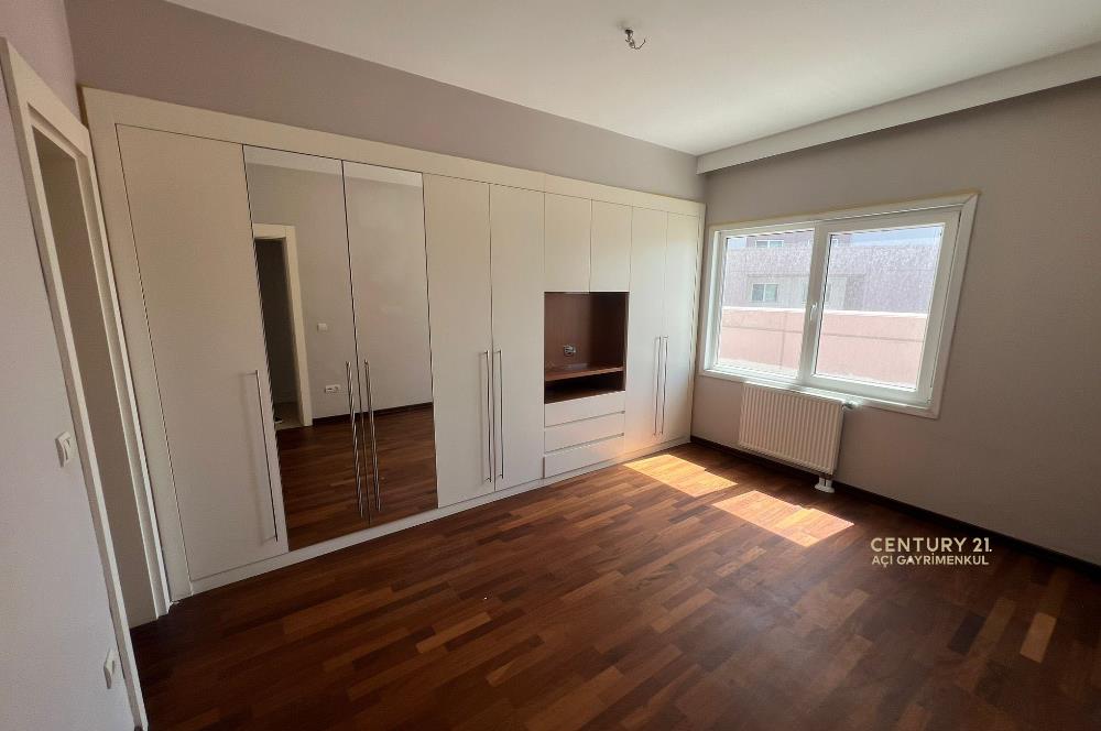 Finanskent Konutları'nda 2+1 Şehir Manzaralı Kiralık Daire