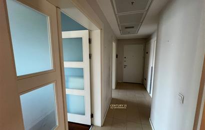 Finanskent Konutları'nda 2+1 Şehir Manzaralı Kiralık Daire