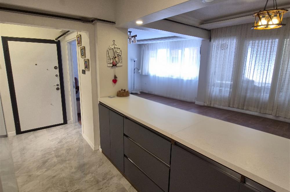 Kiralık 2+1 | Ara Kat | Lüks Tadilatlı | Karşıyaka Çarşı Yakını