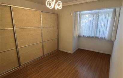 Kiralık 2+1 | Ara Kat | Lüks Tadilatlı | Karşıyaka Çarşı Yakını
